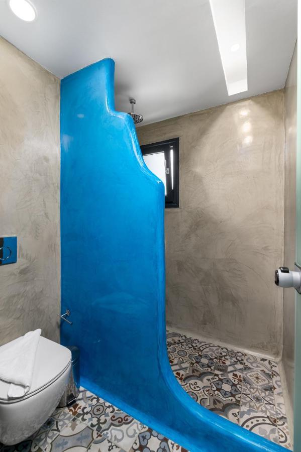 Christianna & George Luxury Hot Tub Apartment Fira  Exterior foto