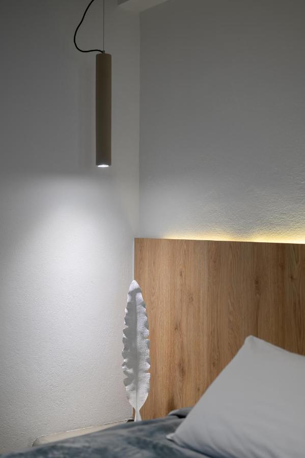 Christianna & George Luxury Hot Tub Apartment Fira  Exterior foto